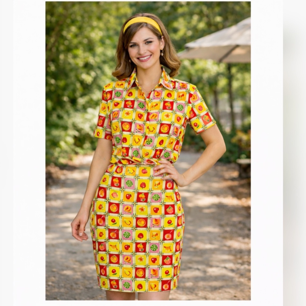 Vintage F.L. Malik Two-Piece Skirt Set  Novelty Fruit  Print Size Small